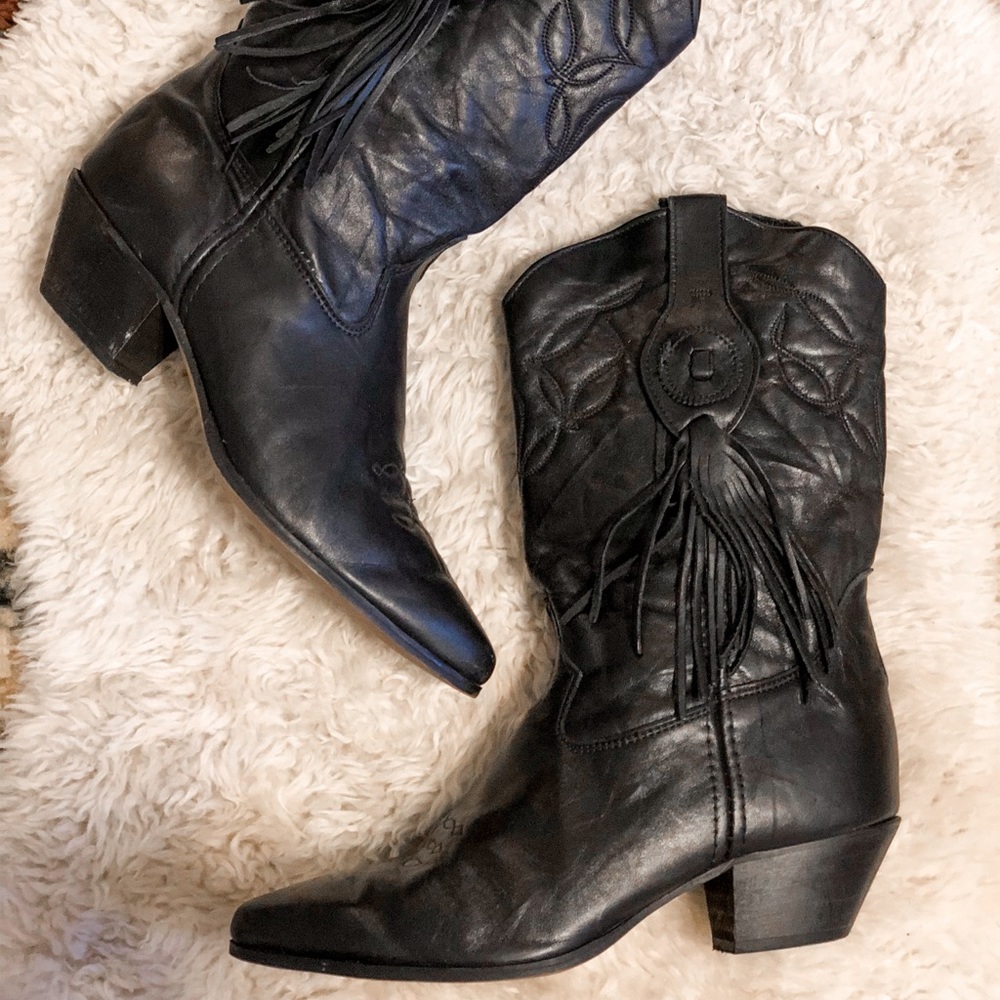 Black Laredo Tassel Cowgirl/Cowboy Boots 🖤